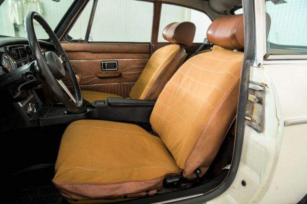 MG MGB GT V8 1975 116316