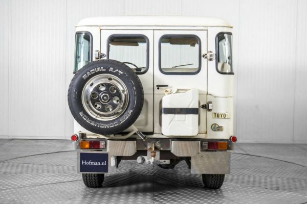 Toyota Land Cruiser BJ 40 1977 122966