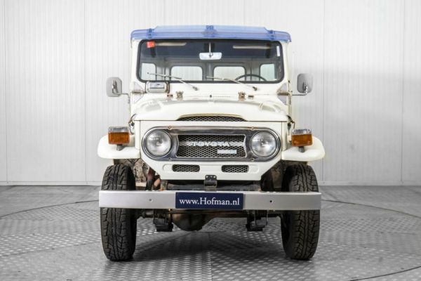 Toyota Land Cruiser BJ 40 1977 122967