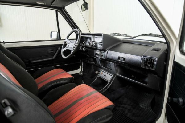 Volkswagen Golf Mk I GTI 1.8 1983 122978