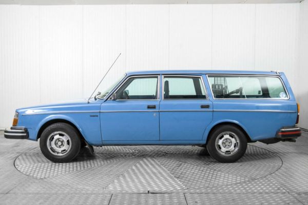 Volvo 245 1980 127433