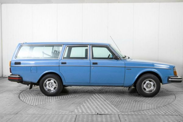 Volvo 245 1980 127434