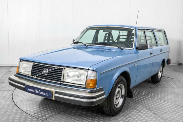 Volvo 245 1980 127441
