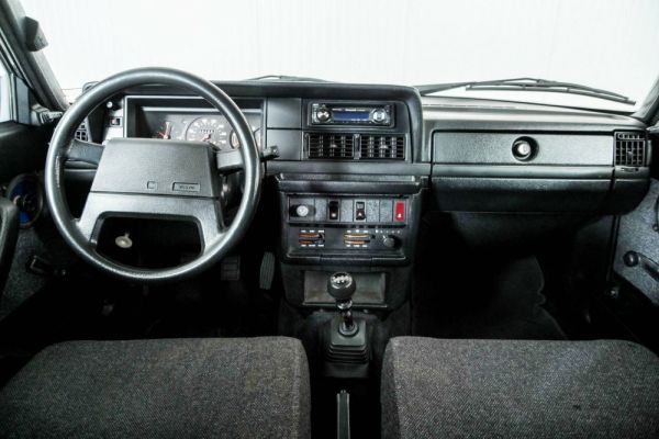 Volvo 245 Super Polar 1993 128993