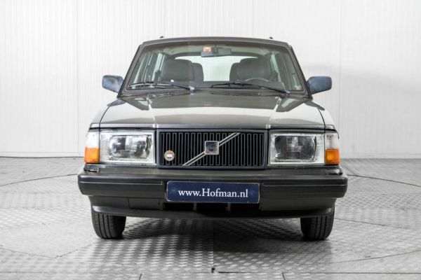Volvo 245 Super Polar 1993 129000