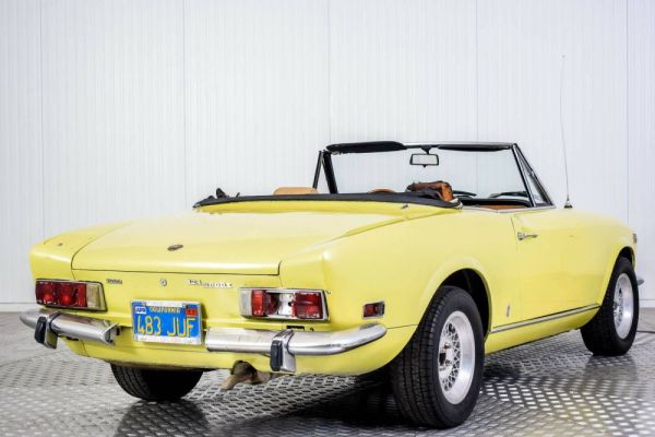 Fiat 124 Spider CS1 1973 129021