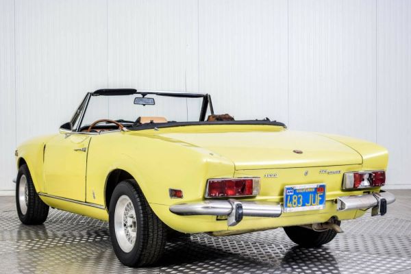 Fiat 124 Spider CS1 1973 129022