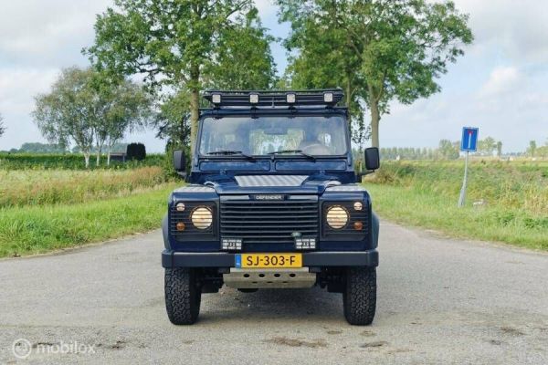 Land Rover Defender 90 1997 117430