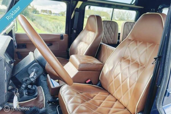 Land Rover Defender 90 1997 117440