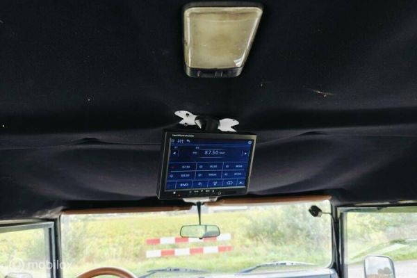 Land Rover Defender 90 1997 117442