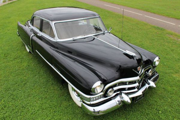 Cadillac 60 Special Fleetwood 1951 30990
