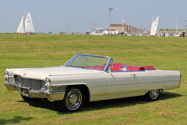 Cadillac DeVille Convertible 1965 67186
