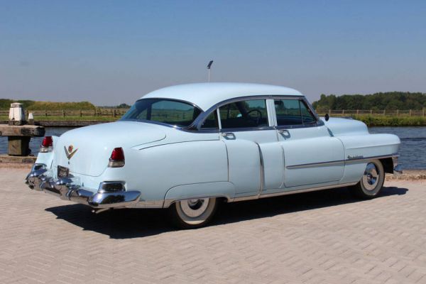 Cadillac 62 Sedan 1953 73853