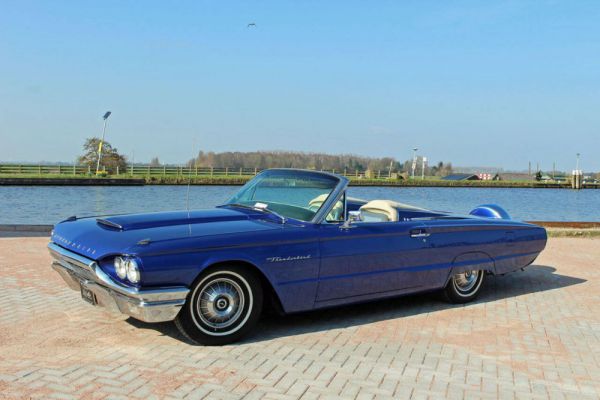 Ford Thunderbird 1964