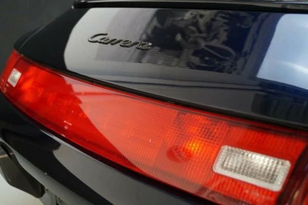 Porsche 911 Carrera 1995 118970