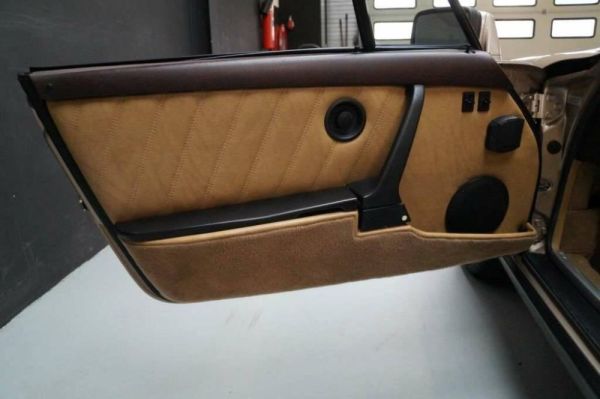 Porsche 911 SC 3.0 1982 123020