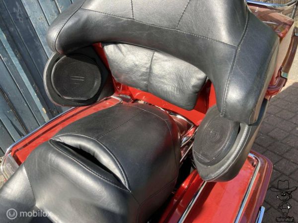 Harley-Davidson FLHTC Electra Glide Classic 2005 111802