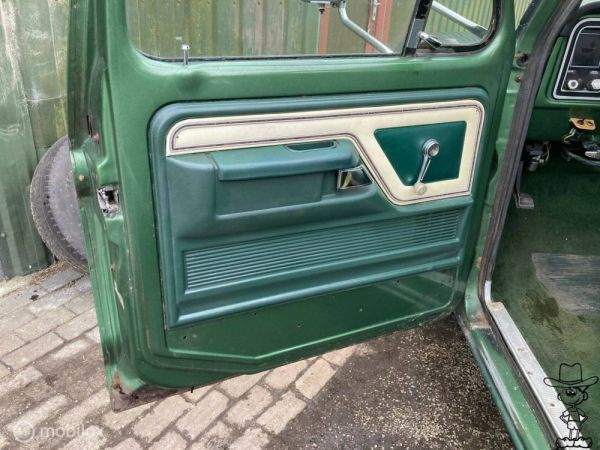 Ford F-250 1974 130514