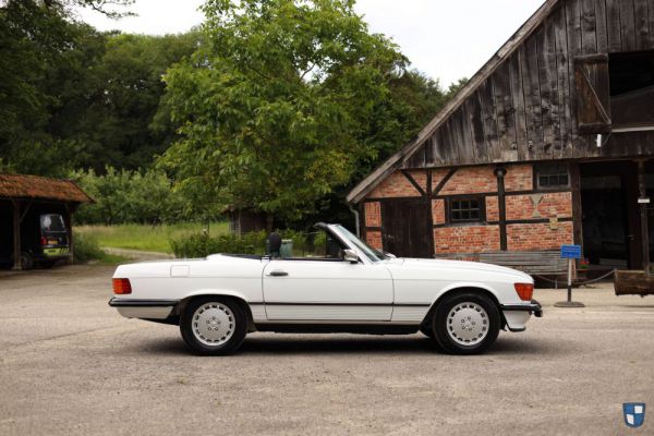 Mercedes-Benz 560 SL 1986 36259