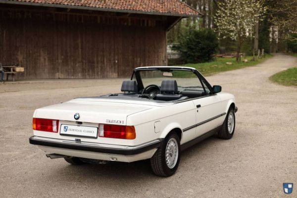 BMW 320i 1989 122122