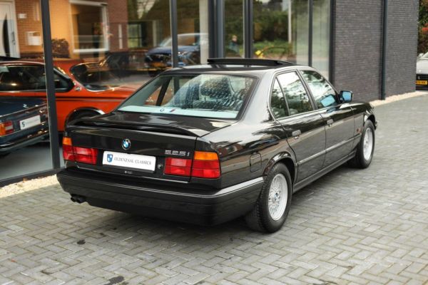 BMW 525i 1992 122162