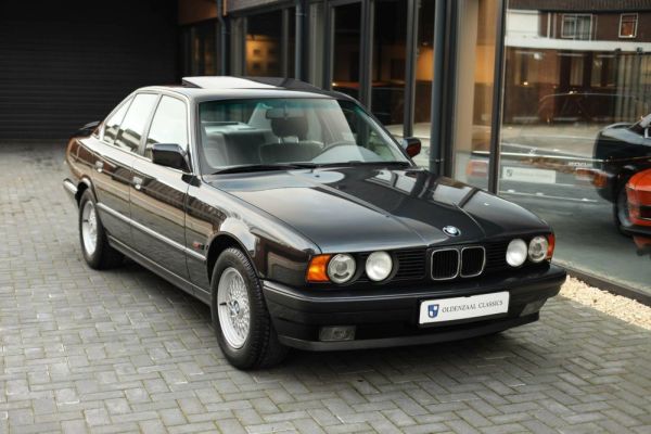 BMW 525i 1992 122163
