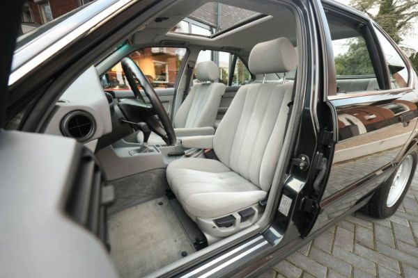 BMW 525i 1992 122172