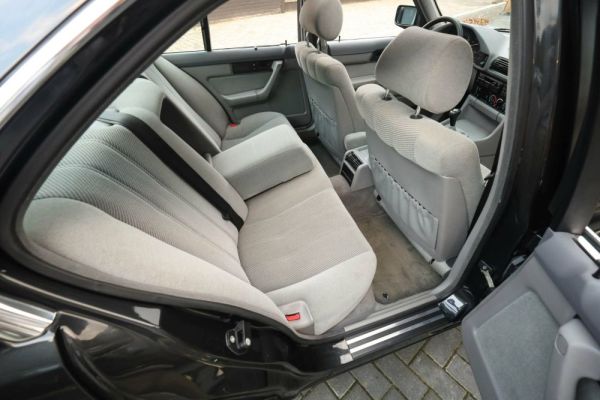 BMW 525i 1992 122174