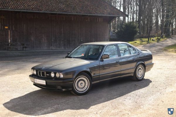 BMW M5 1989 122177