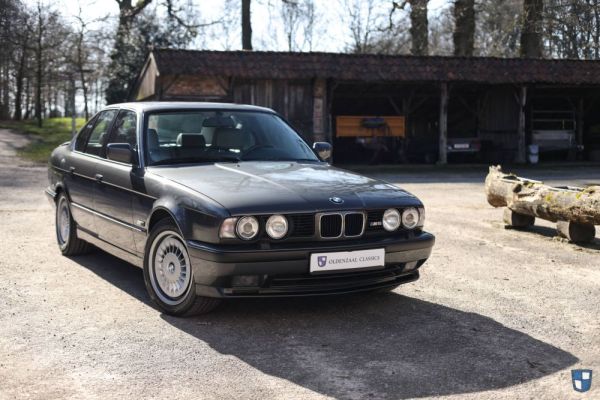 BMW M5 1989 122179