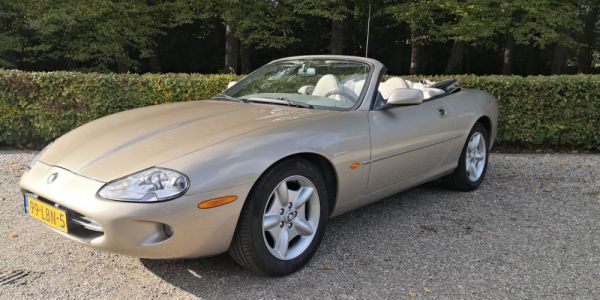 Jaguar XK8 4.0 1998 57583