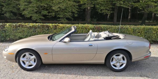 Jaguar XK8 4.0 1998 57585