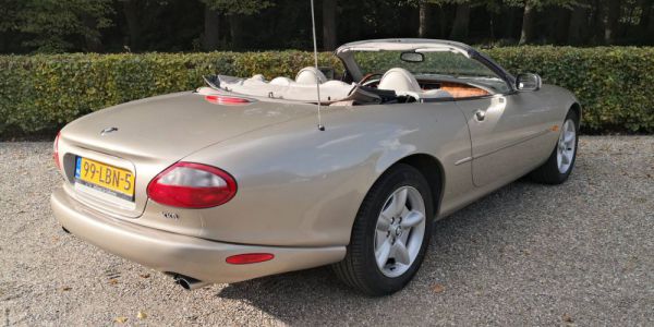 Jaguar XK8 4.0 1998 57591