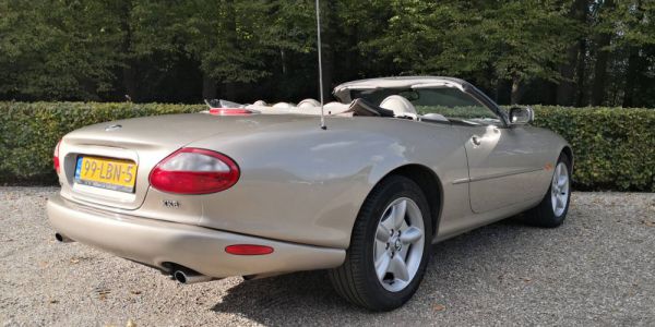 Jaguar XK8 4.0 1998 57592