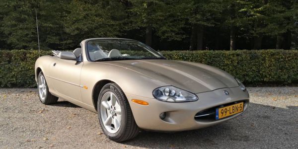 Jaguar XK8 4.0 1998 57594