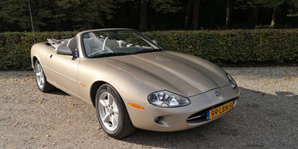 Jaguar XK8 4.0 1998 57595