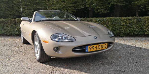 Jaguar XK8 4.0 1998 57596