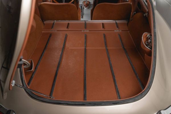 Jaguar E-Type 3.8 1962 119782