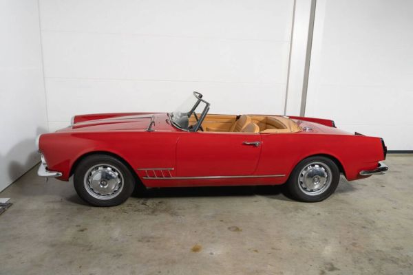 Alfa Romeo 2000 Spider 1961 125300