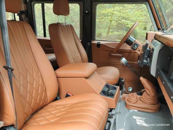 Land Rover Defender 110 300Tdi 1998 108956