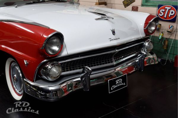Ford Fairlane Victoria 1955 91457