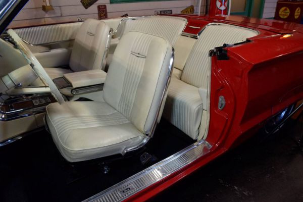 Ford Thunderbird 1965 92769