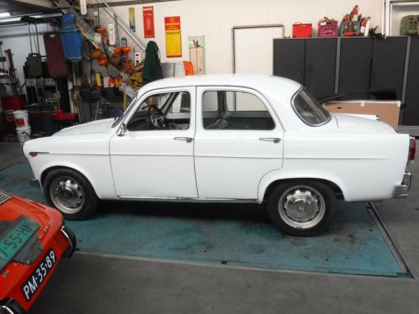Alfa Romeo Giulietta Sprint 1300 1965 51937