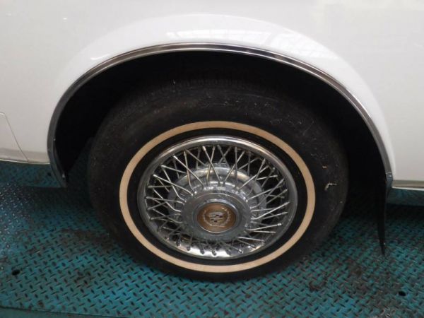 Cadillac Seville Sedan 4.1L 1985 52406