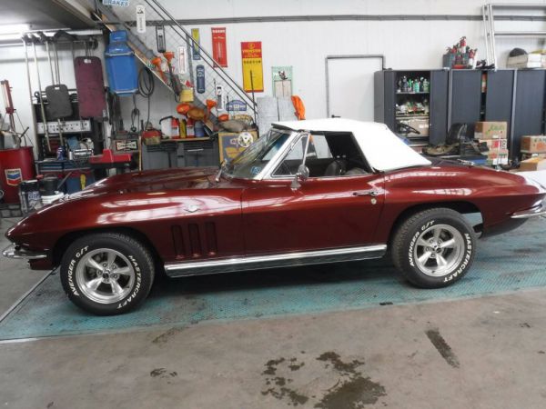 Chevrolet Corvette Stingray 1966 52517