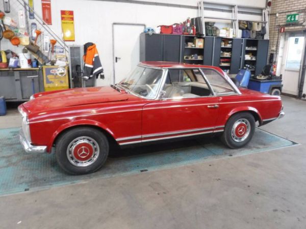 Mercedes-Benz 230 SL 1964 53855