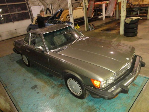 Mercedes-Benz 560 SL 1987 54152