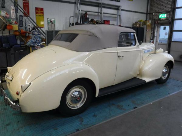 Packard Eight 1939 54602