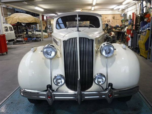 Packard Eight 1939 54606