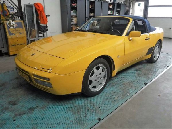 Porsche 944 S2 1991